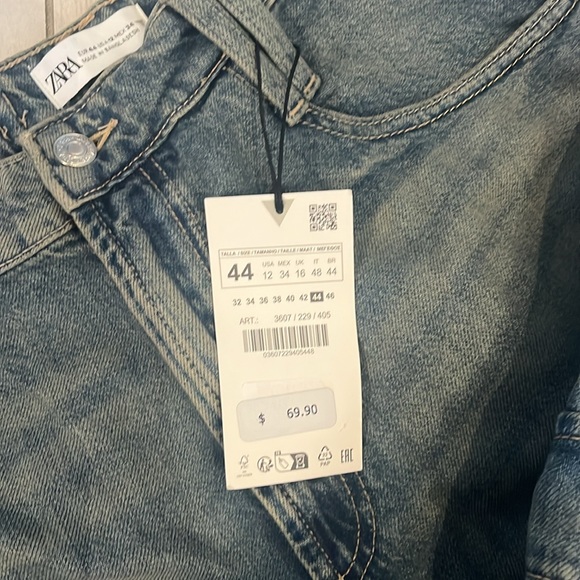 Zara Mid Rise Cargo Jeans - Picture 4 of 5
